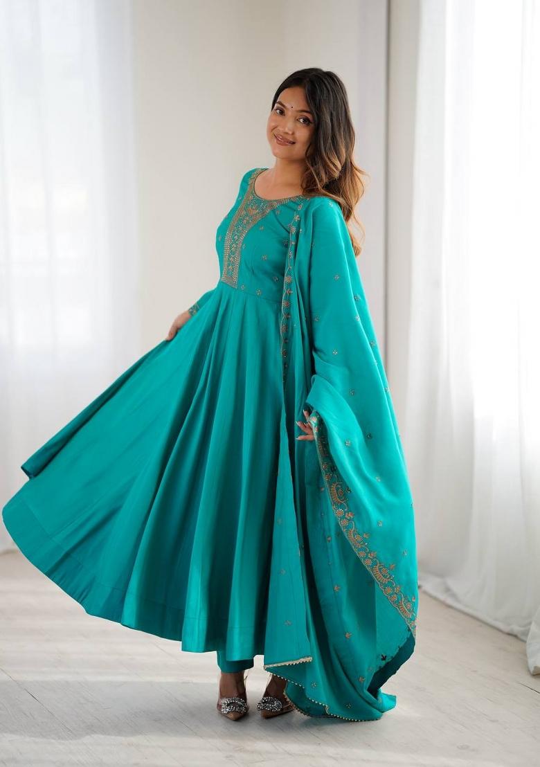 Teal Beads Work Silk Kurta Set - Indya