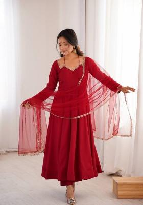 Maroon Mirror Work Chanderi Kurta Set