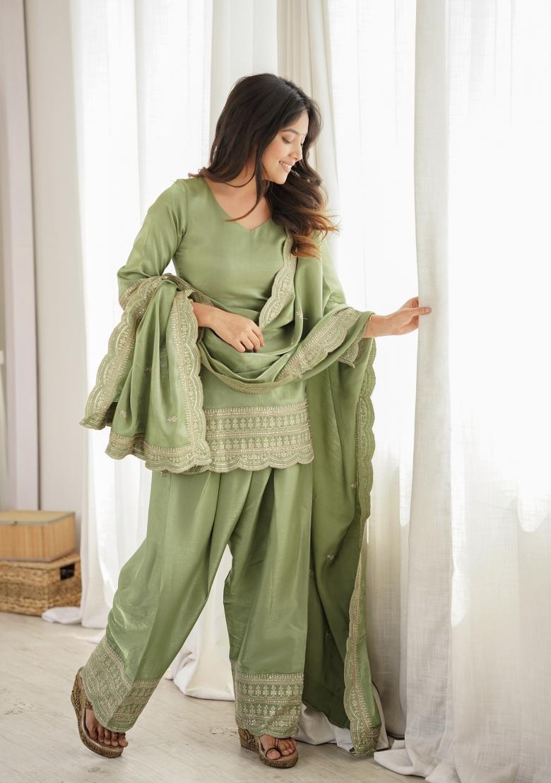 Green Sequin Work Silk Kurta Set - Indya