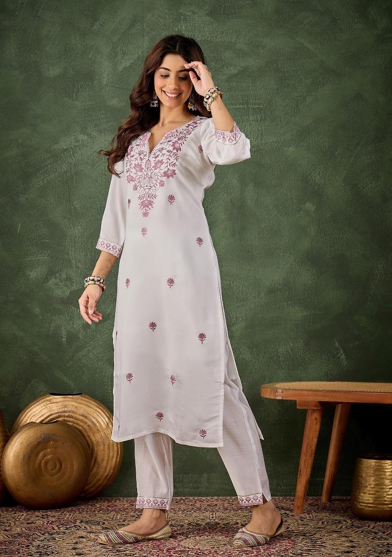Off White Embroidery Silk Kurta Set - Indya
