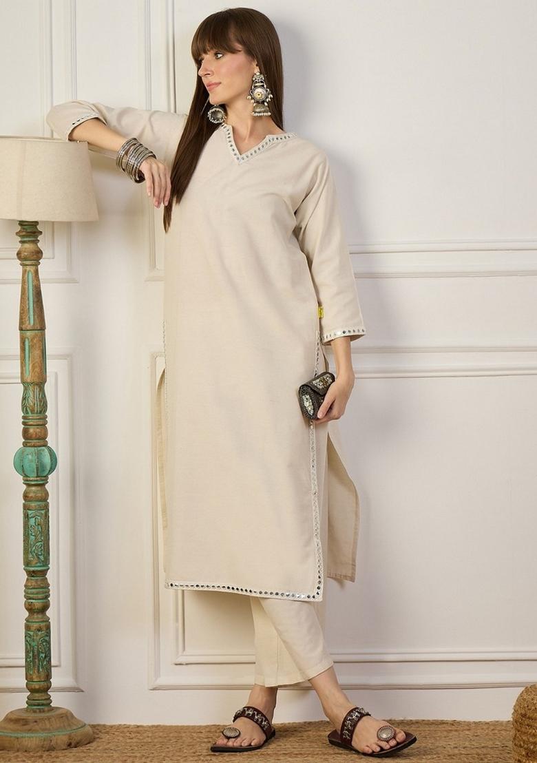Off White Embroidery Cotton Kurta Set - Indya