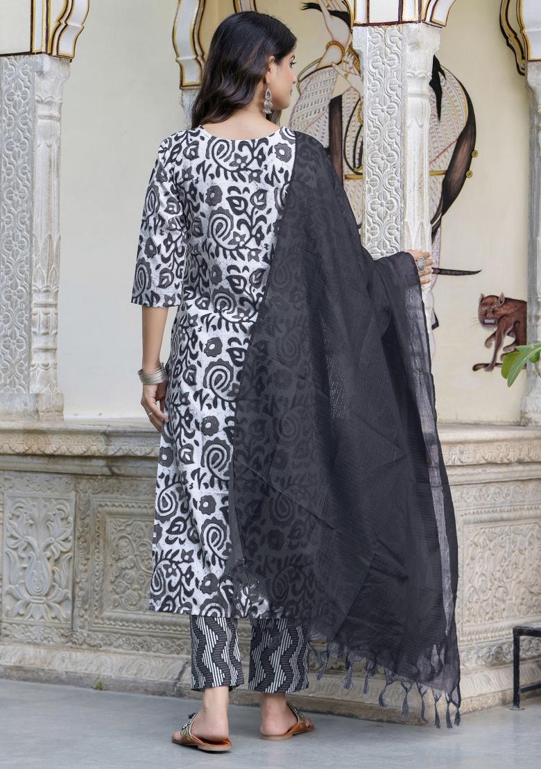 Black Floral Print Cotton Kurta Set - Indya