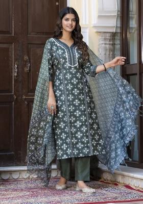 Green Floral Print Cotton Kurta Set