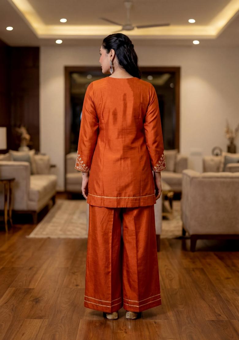 Orange Embroidery Silk Kurta Set - Indya