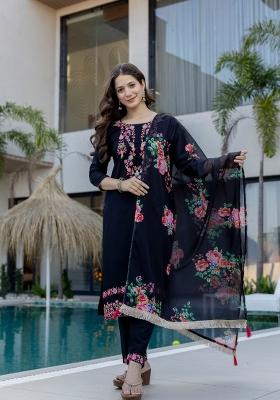 Blue Embroidery Silk Kurta Set