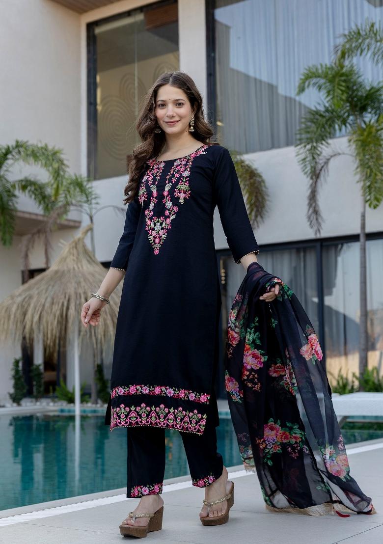 Blue Embroidery Silk Kurta Set - Indya