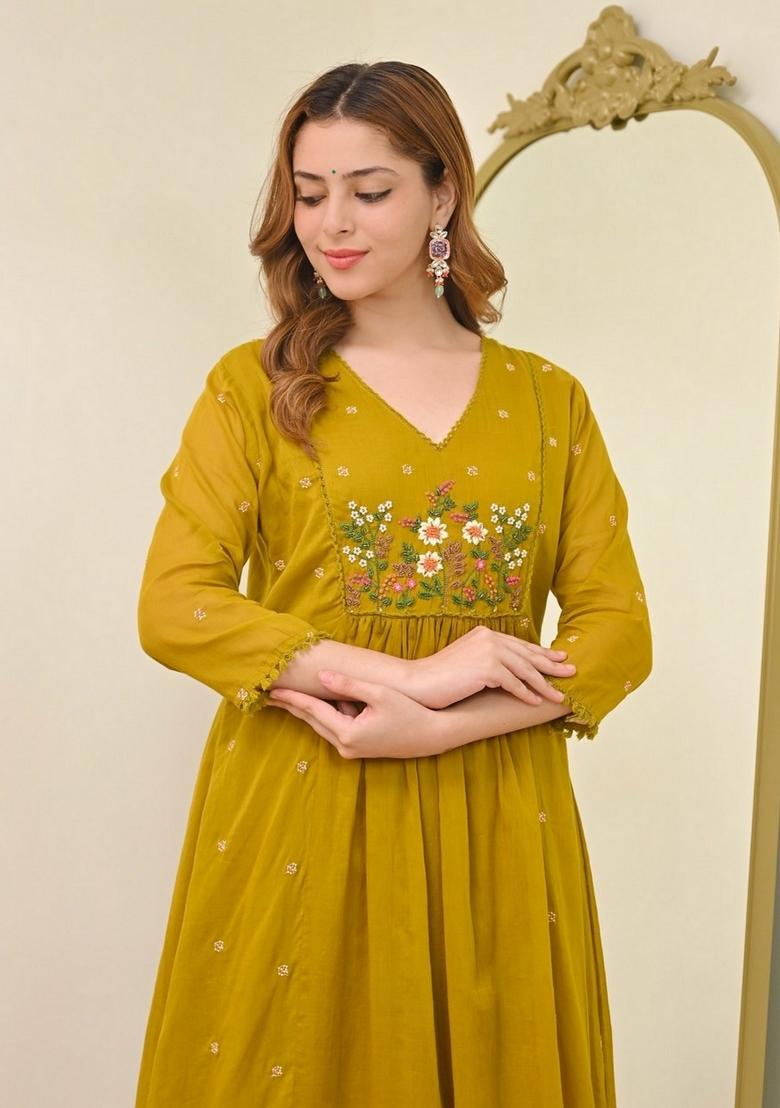Mustard Embroidery Chanderi Kurta Set - Indya