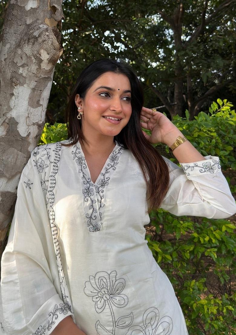 White Sequin Work Silk Kurta Set - Indya