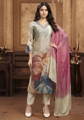 Grey Embroidery Chanderi Kurta Set