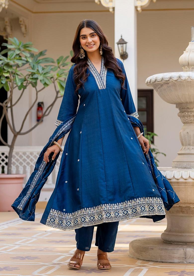 Blue Embroidery Silk Kurta Set - Indya
