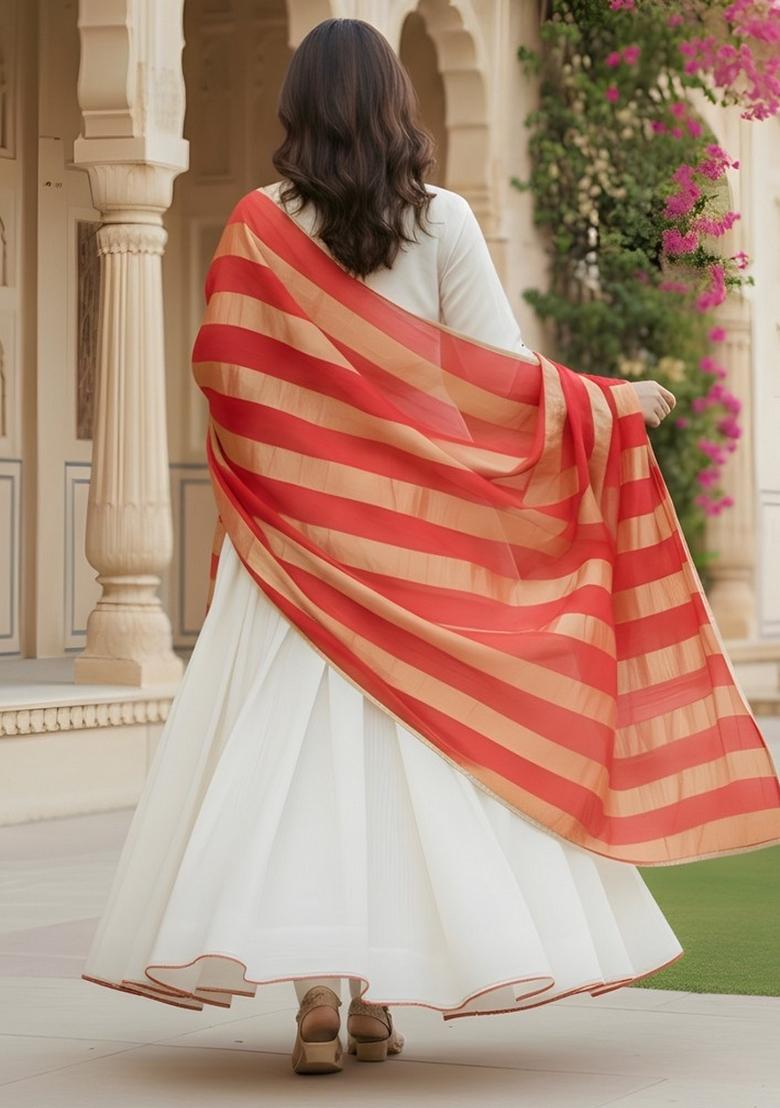 Off White Embroidery Silk Kurta Set - Indya