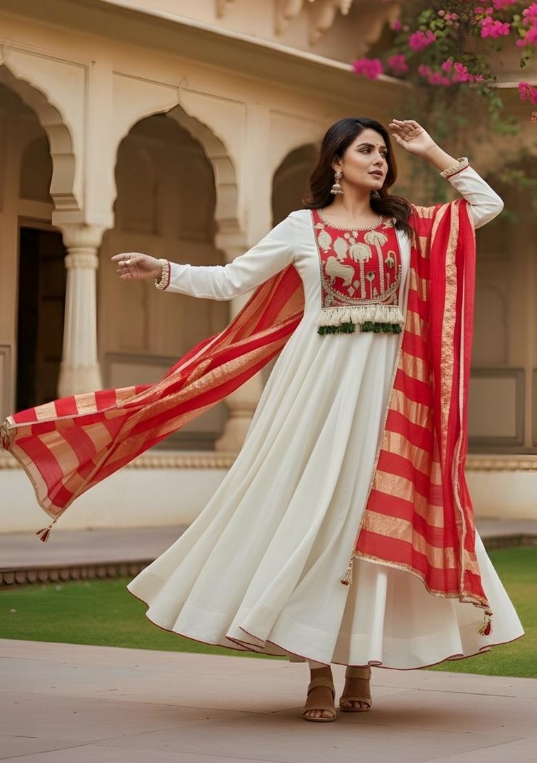 Off White Embroidery Silk Kurta Set - Indya