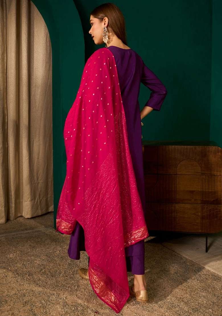 Violet Embroidery Silk Kurta Set - Indya