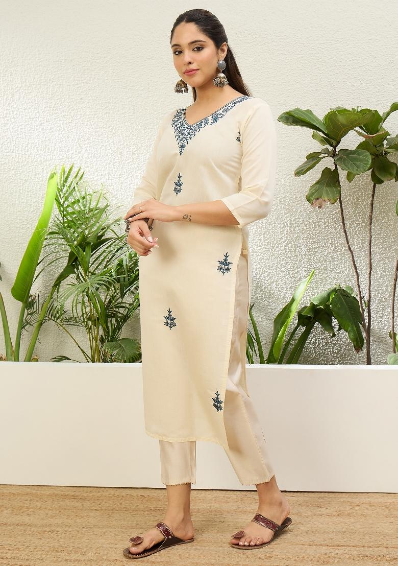 Off White Embroidery Silk Kurta - Indya