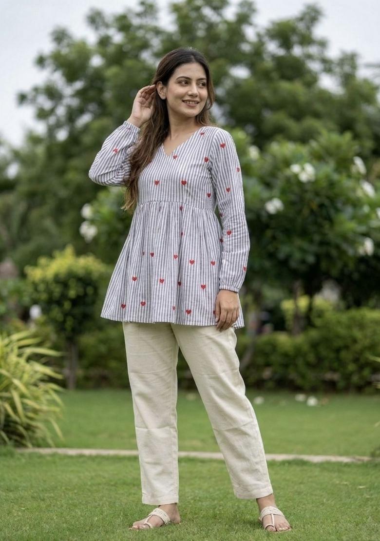 Sky Blue Embroidery Cotton Kurta Set - Indya