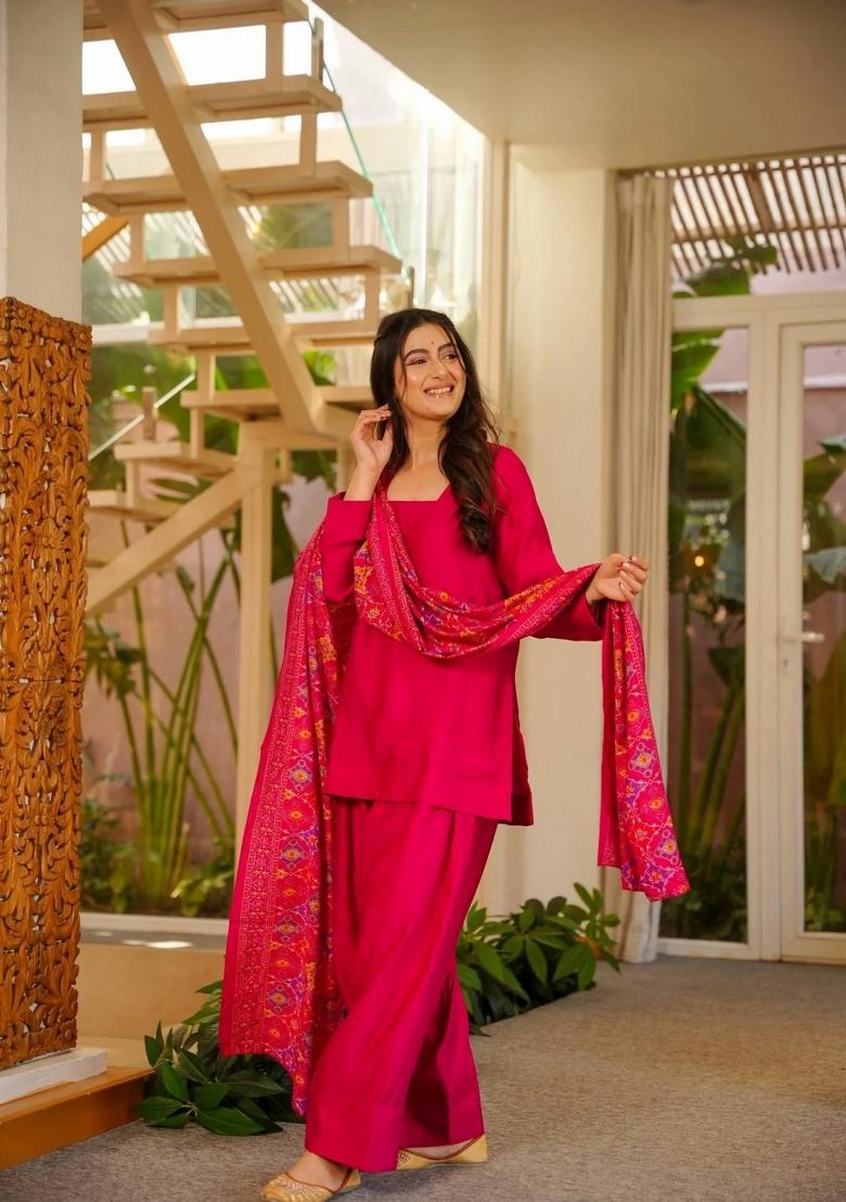 Pink Printed Silk Kurta Set - Indya