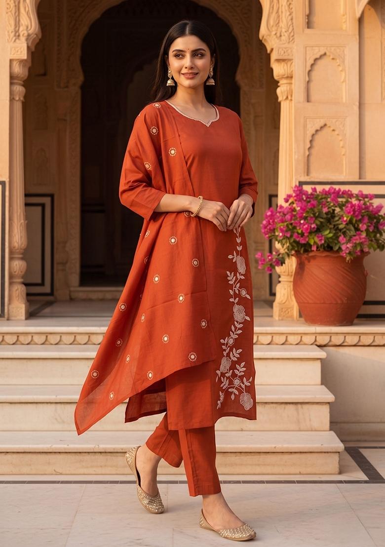 Red Embroidery Silk Kurta Set - Indya