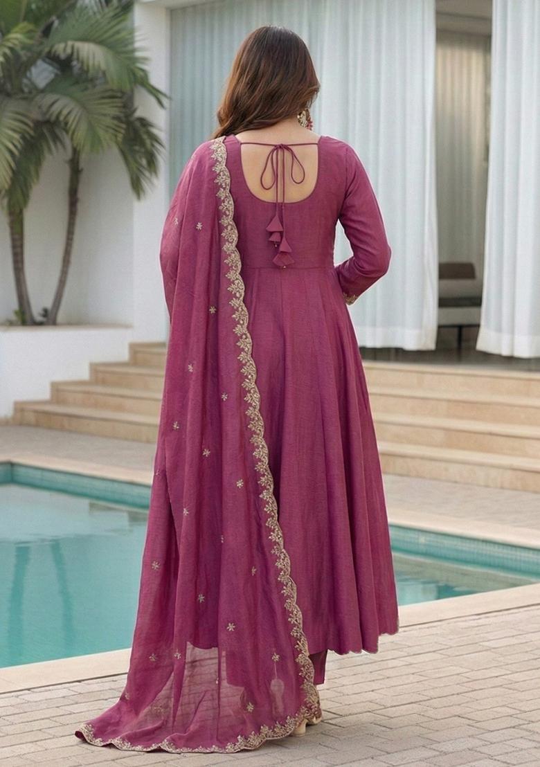Purple Embroidery Silk Kurta Set - Indya