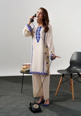 Off White Embroidery Chanderi Kurta Set