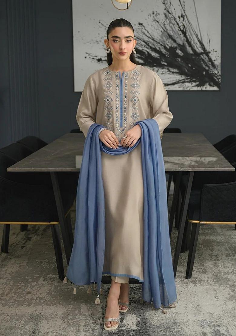 Grey Embroidery Chanderi Kurta Set - Indya