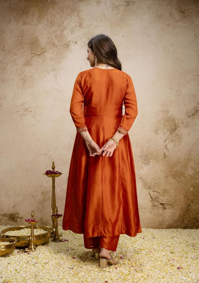 Orange Embroidery Silk Kurta Set - Indya