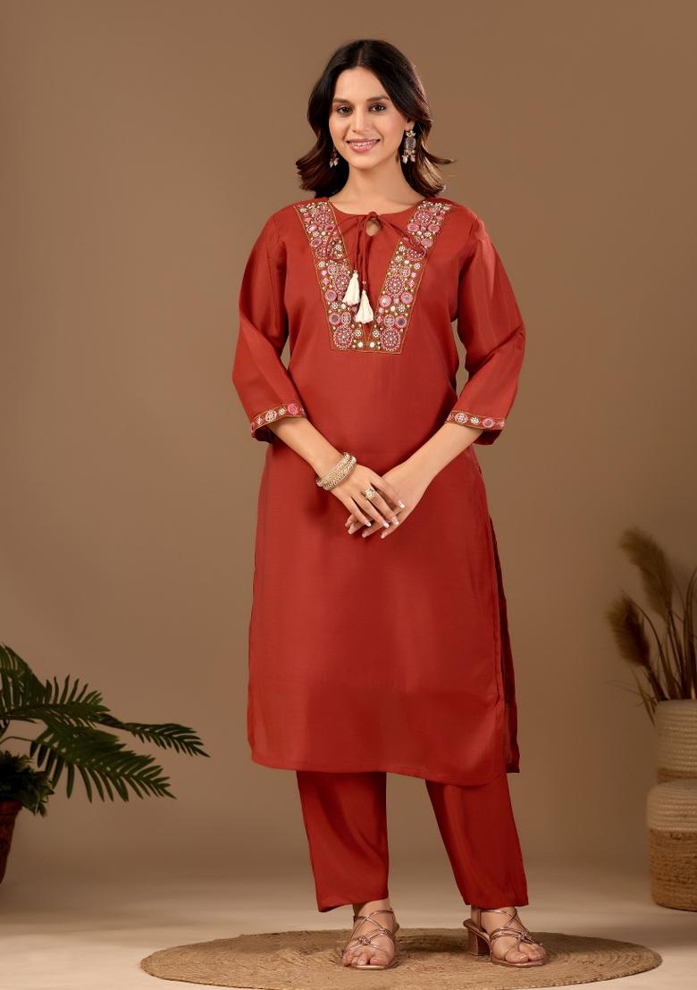 Red Embroidery Chanderi Kurta Set - Indya