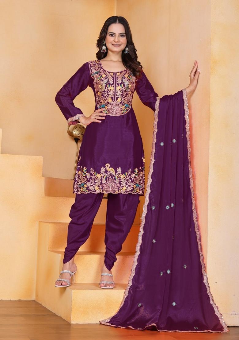 Wine Sequin Work Chinon Kurta Set - Indya