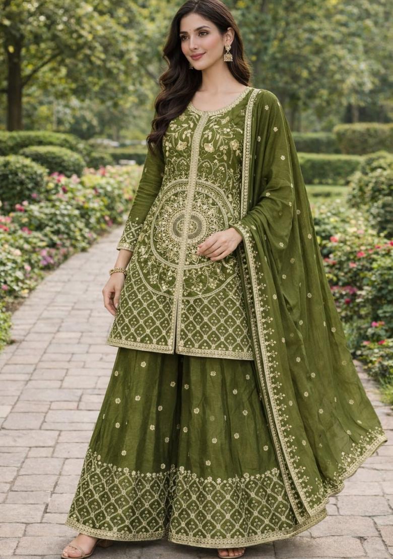Black Sequin Work Chinon Kurta Set - Indya