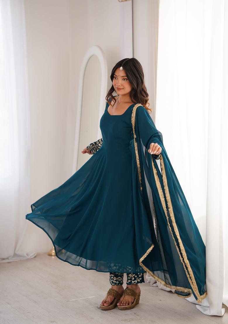 Morpeach Embroidered Georgette Kurta Set - Indya