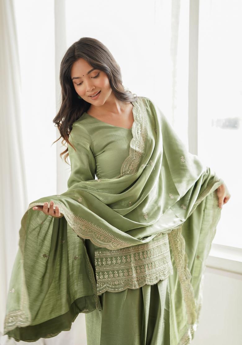 Green Embroidered Silk Kurta Set - Indya