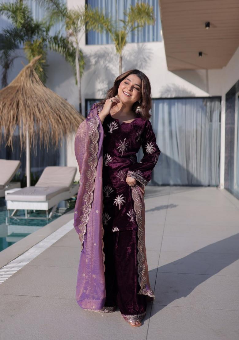 Wine Zari Work Velvet Kurta Set - Indya