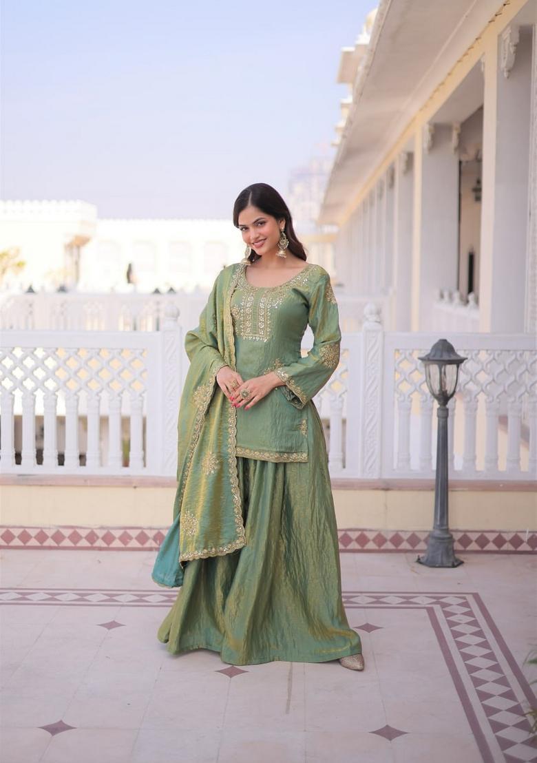 Green Zari Work Silk Kurta Set - Indya