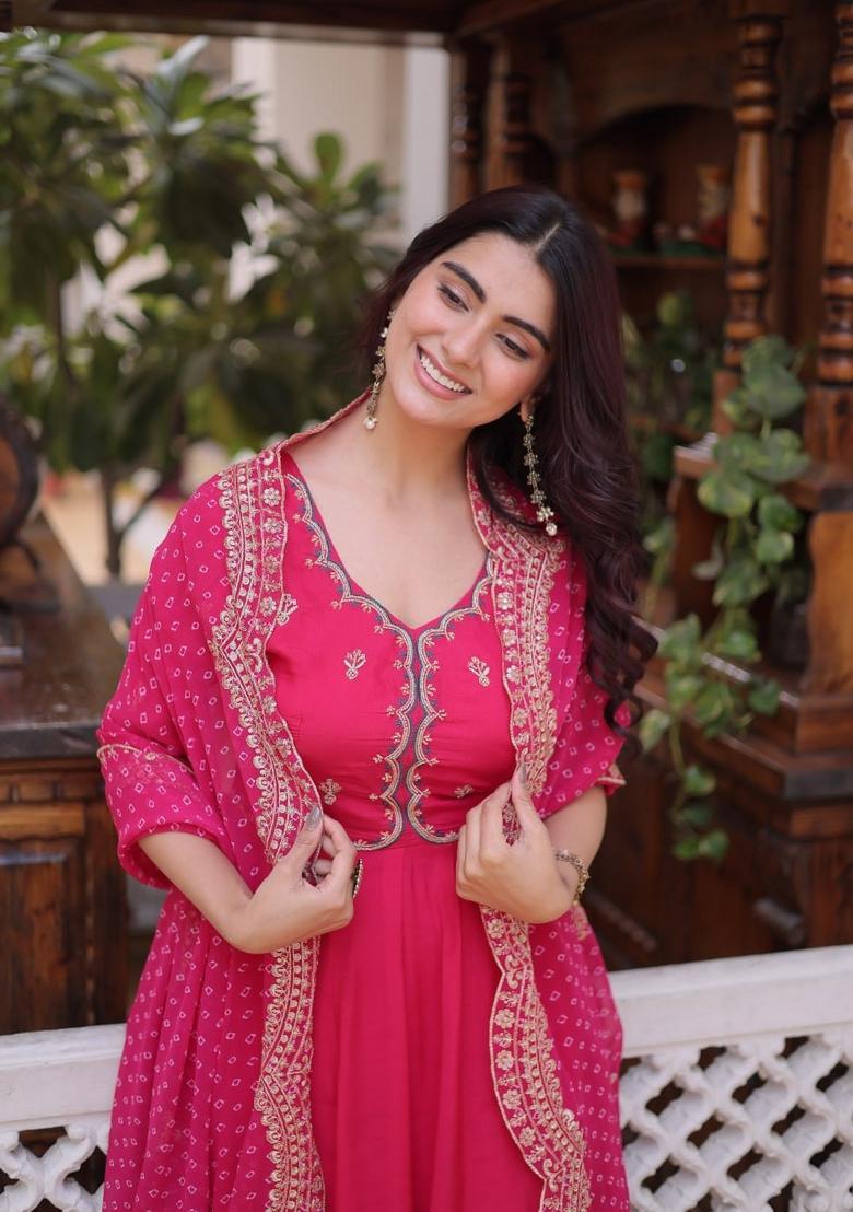 Pink Beads Work Silk Kurta Set - Indya