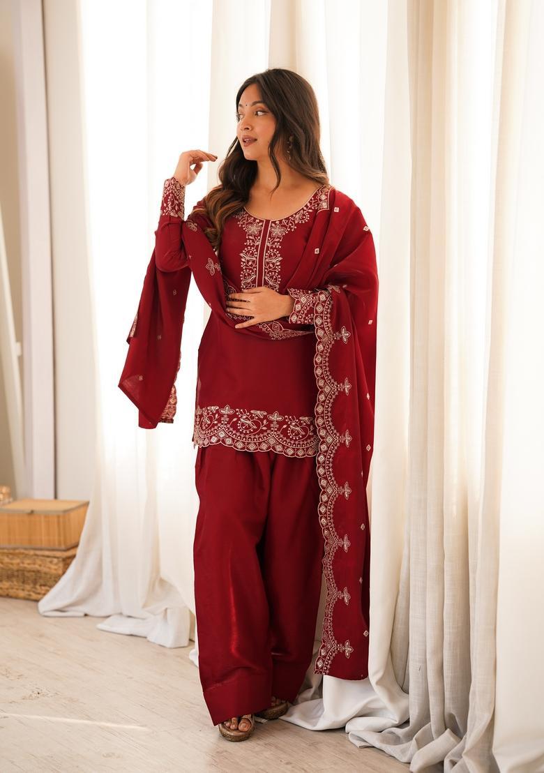 Red Sequin Work Silk Kurta Set - Indya