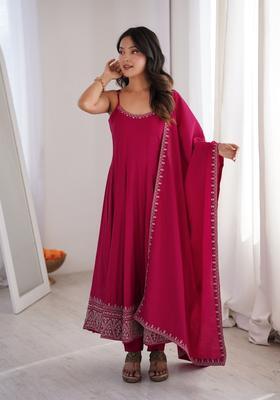 Pink Thread Work Silk Kurta Set