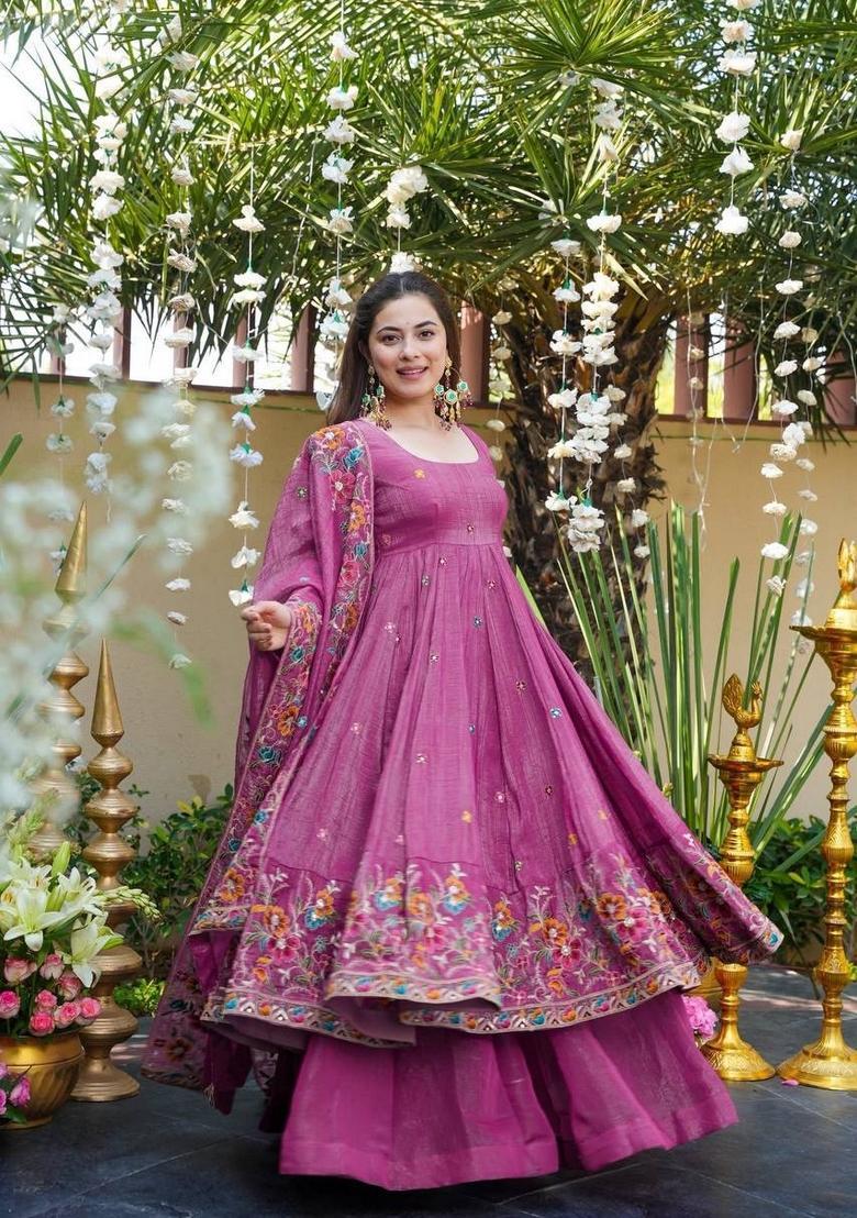Rose Sequin Work Silk Kurta Set - Indya