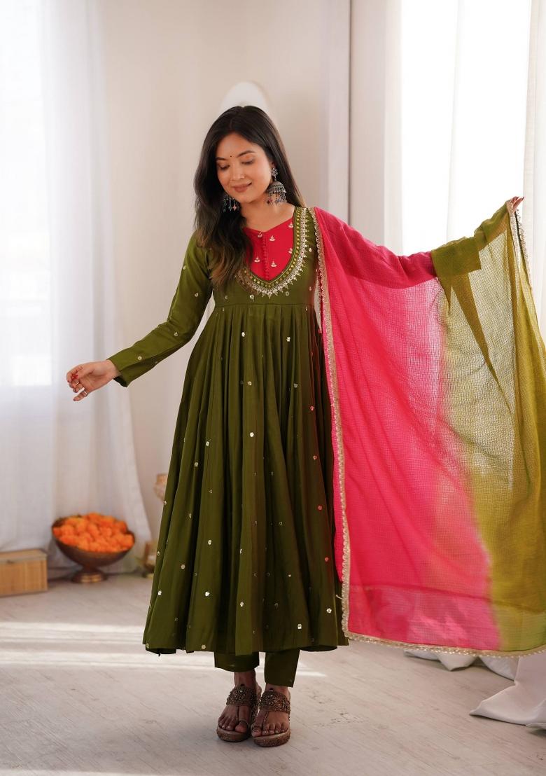 Green Embroidered Silk Kurta Set - Indya