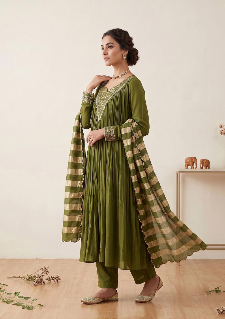 Green Embroidered Silk Kurta Set - Indya