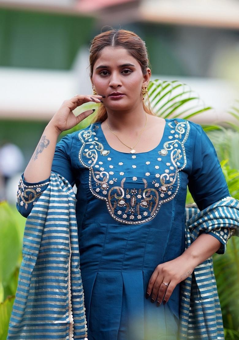 Blue Embroidered Silk Kurta Set - Indya