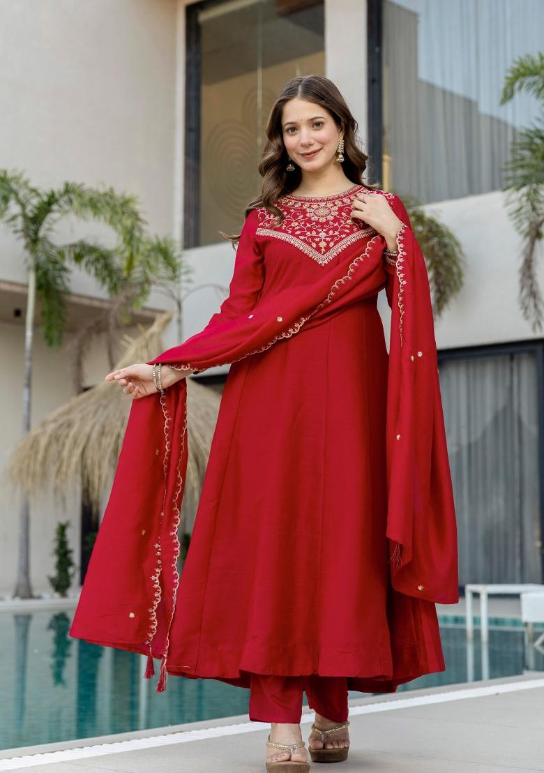 Red Sequin Work Silk Kurta Set - Indya