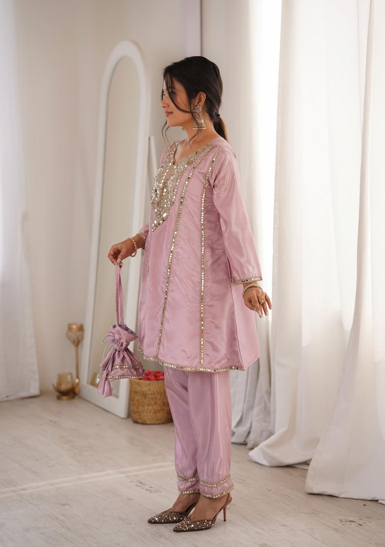 Pink Embroidered H O Fabrics Kurta Set - Indya