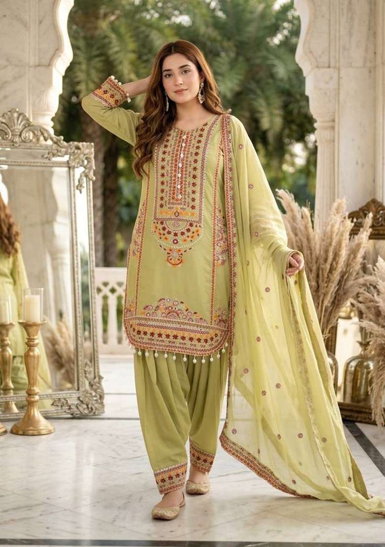Pista Embroidered Chanderi&nbsp; Kurta Set - Indya