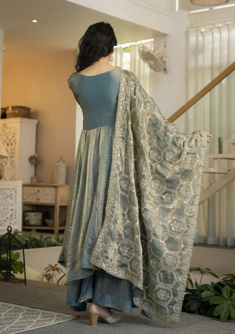Sea Green Embroidered Silk Kurta Set - Indya