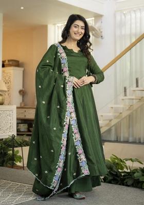 Green Embroidered Silk Kurta Set