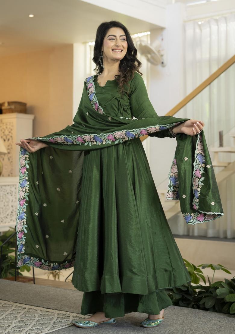 Green Embroidered Silk Kurta Set - Indya