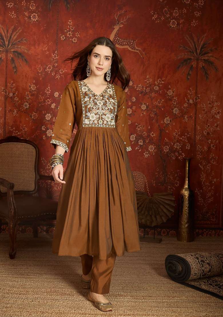 Brown Embroidered Chanderi Kurta Set - Indya