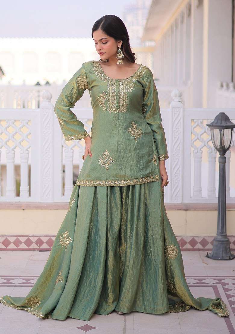 Pista Embroidered Vichitra Kurta Set - Indya