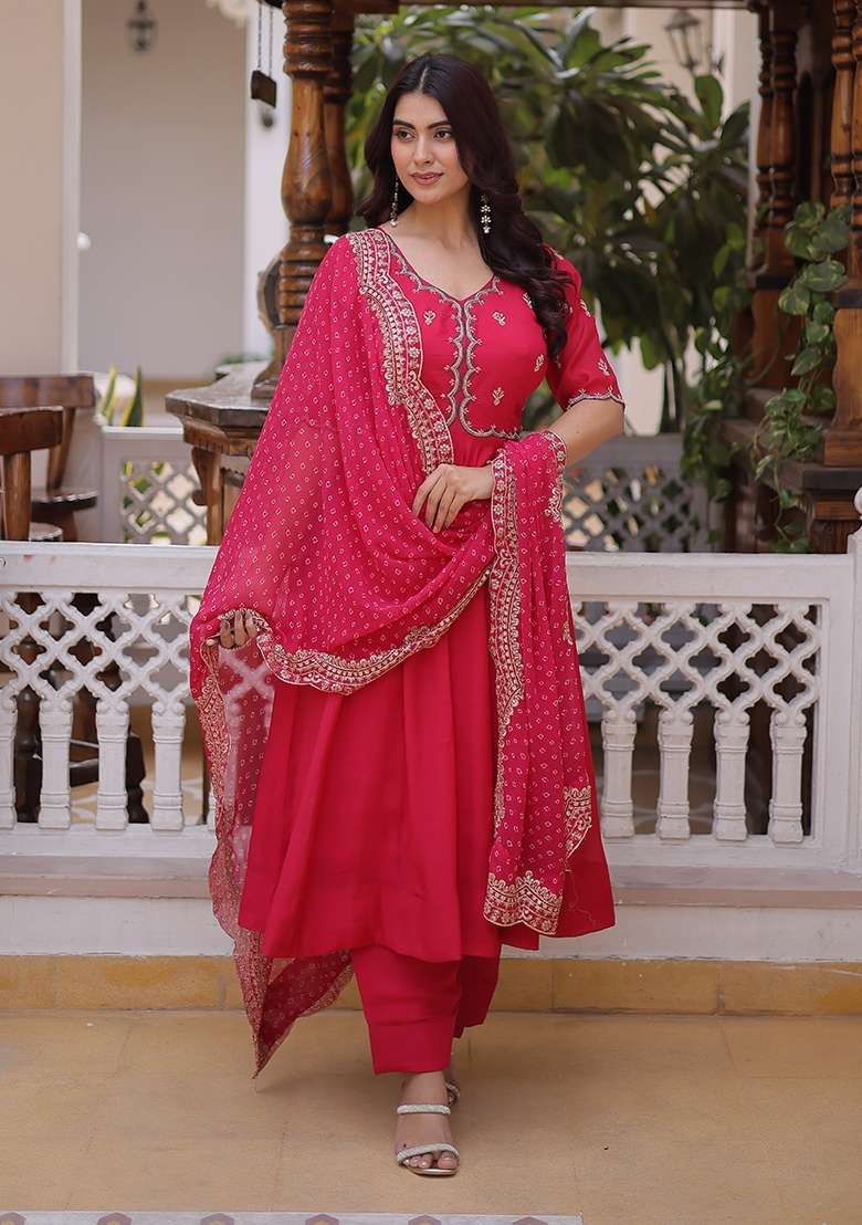 Pink Embroidered Chanderi Kurta Set - Indya