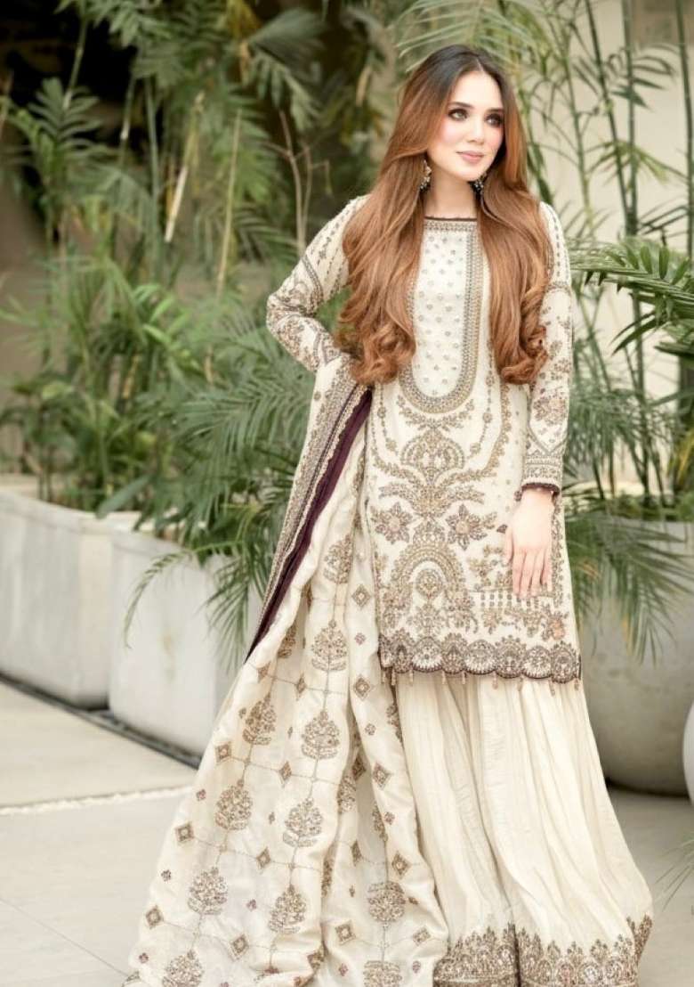 Off White Embroidered Georgette Kurta Set - Indya