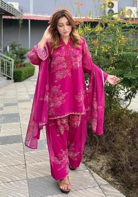Rani Pink Floral Print Georgette Kurta Set